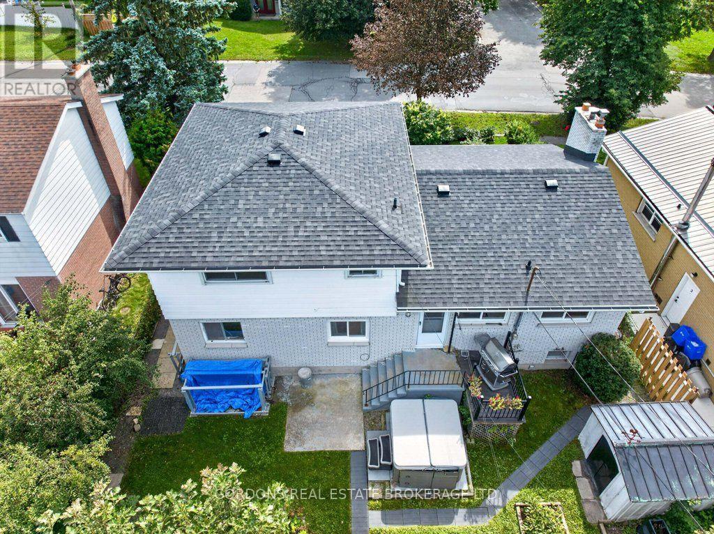 207 Robert Wallace Drive, Kingston, Ontario  K7M 1Y3 - Photo 5 - X13802590
