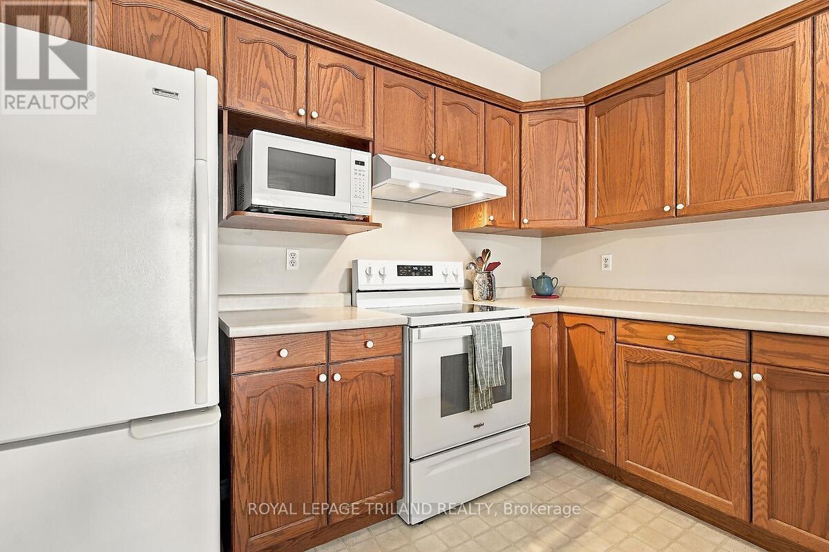 58 - 14 Cadeau Terrace, London South, Ontario  N6K 4X5 - Photo 9 - X13802324