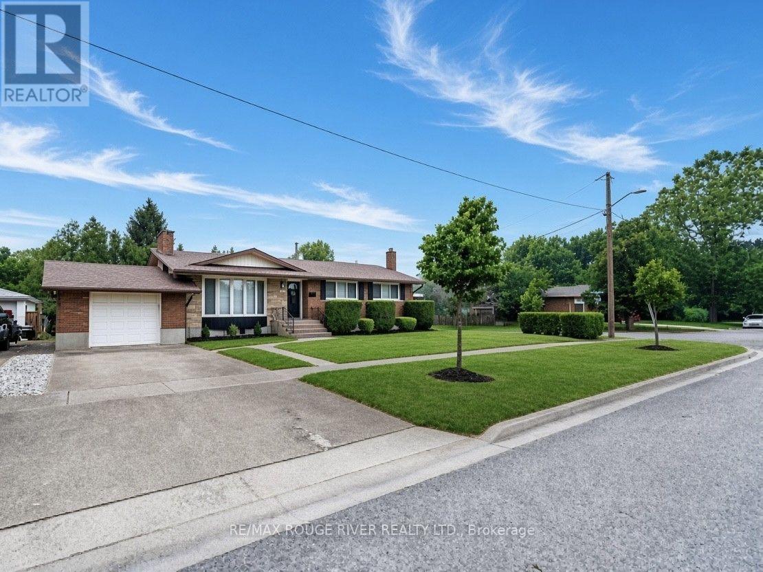25 CLEARVIEW HEIGHTS, St. Catharines, Ontario