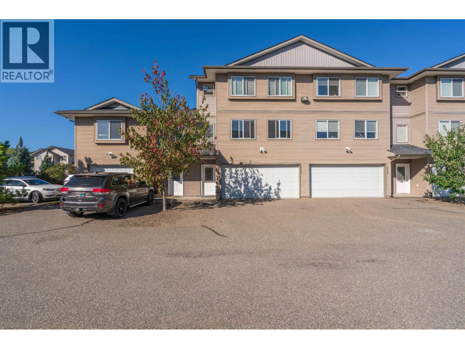 4404 5th Avenue, Prince George, British Columbia  V2M 0A7 - Photo 1 - R3167128