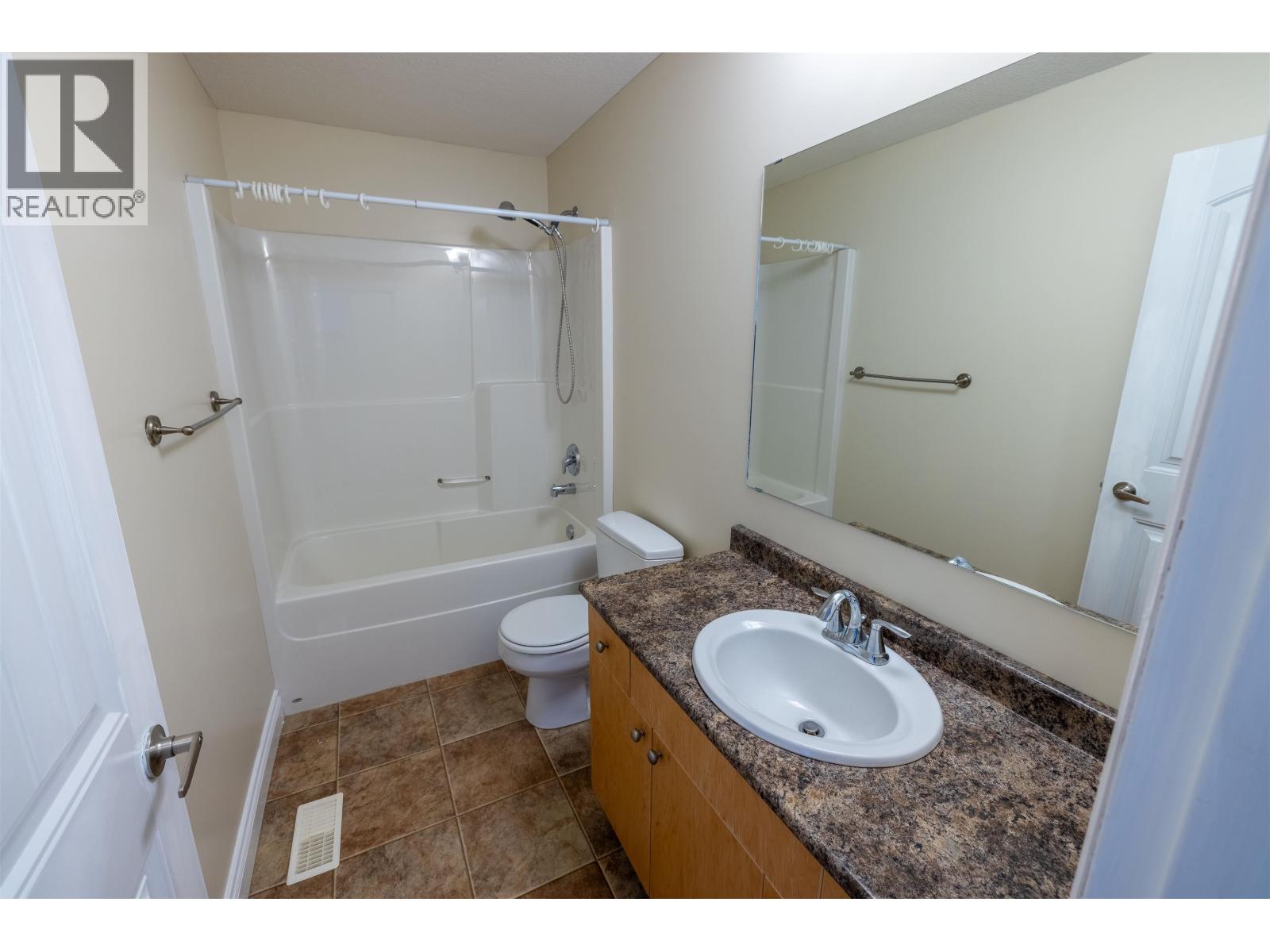 4404 5th Avenue, Prince George, British Columbia  V2M 0A7 - Photo 13 - R3167128