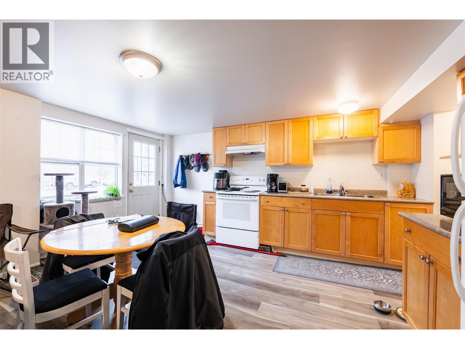 220-222 Vernon Street, Nelson, British Columbia  V1L 4E2 - Photo 22 - 10400573