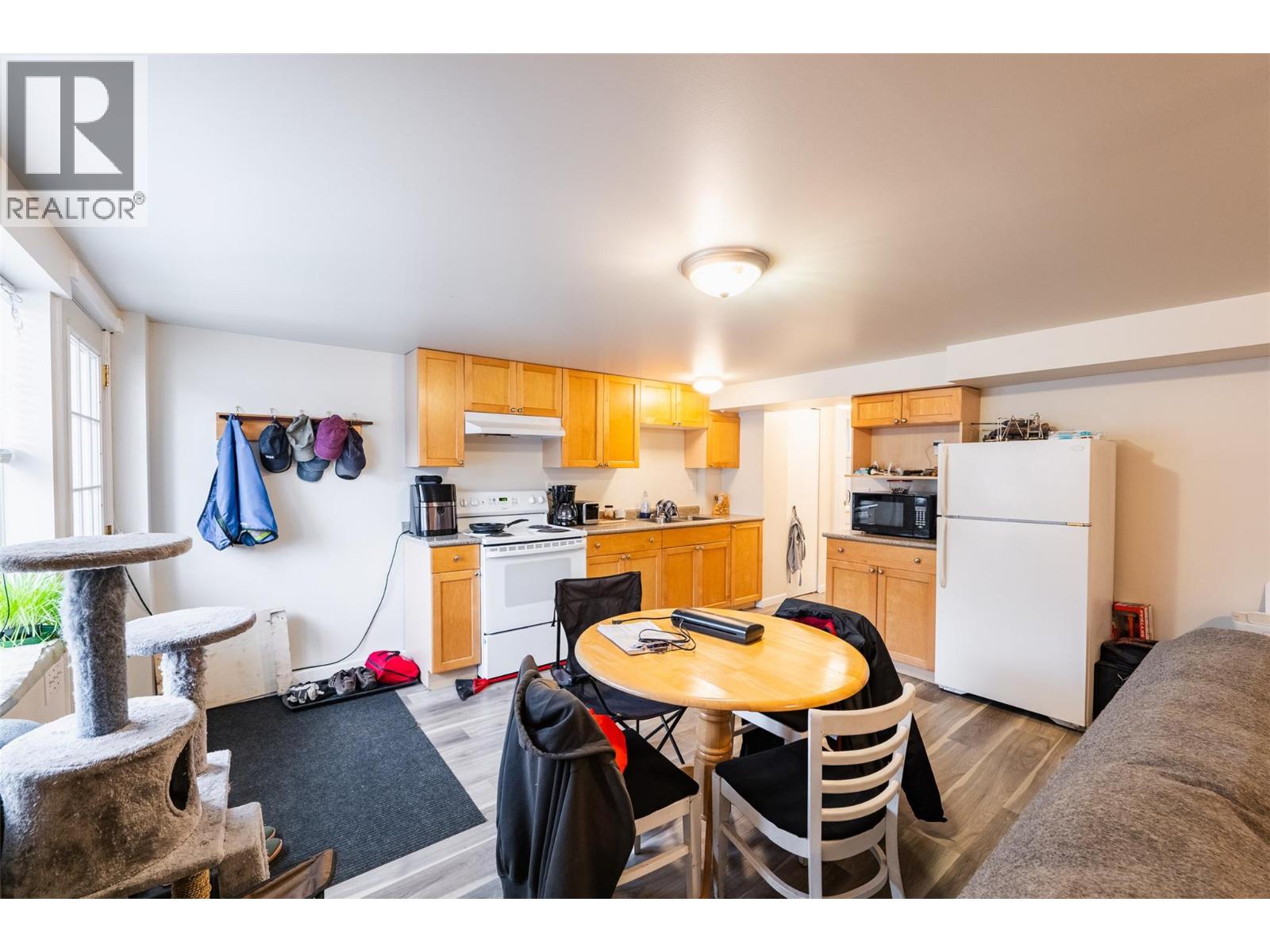 220-222 Vernon Street, Nelson, British Columbia  V1L 4E2 - Photo 26 - 10400573