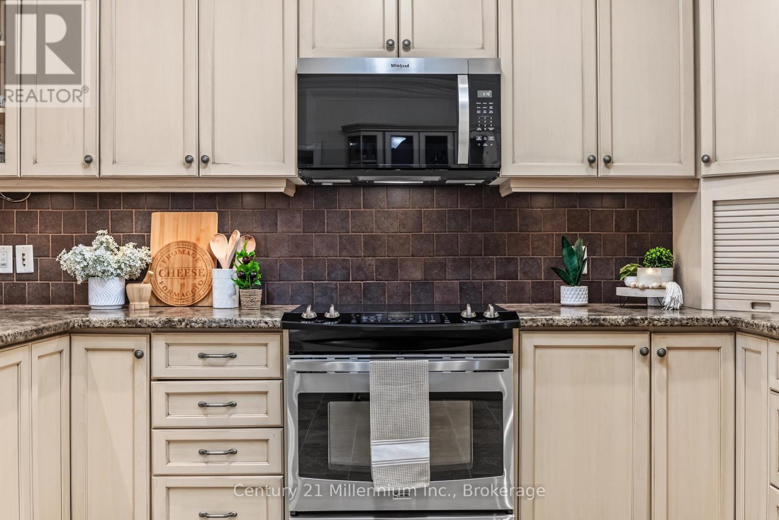 137 Mark Street W, Grey Highlands, Ontario  N0C 1H0 - Photo 17 - X13802500