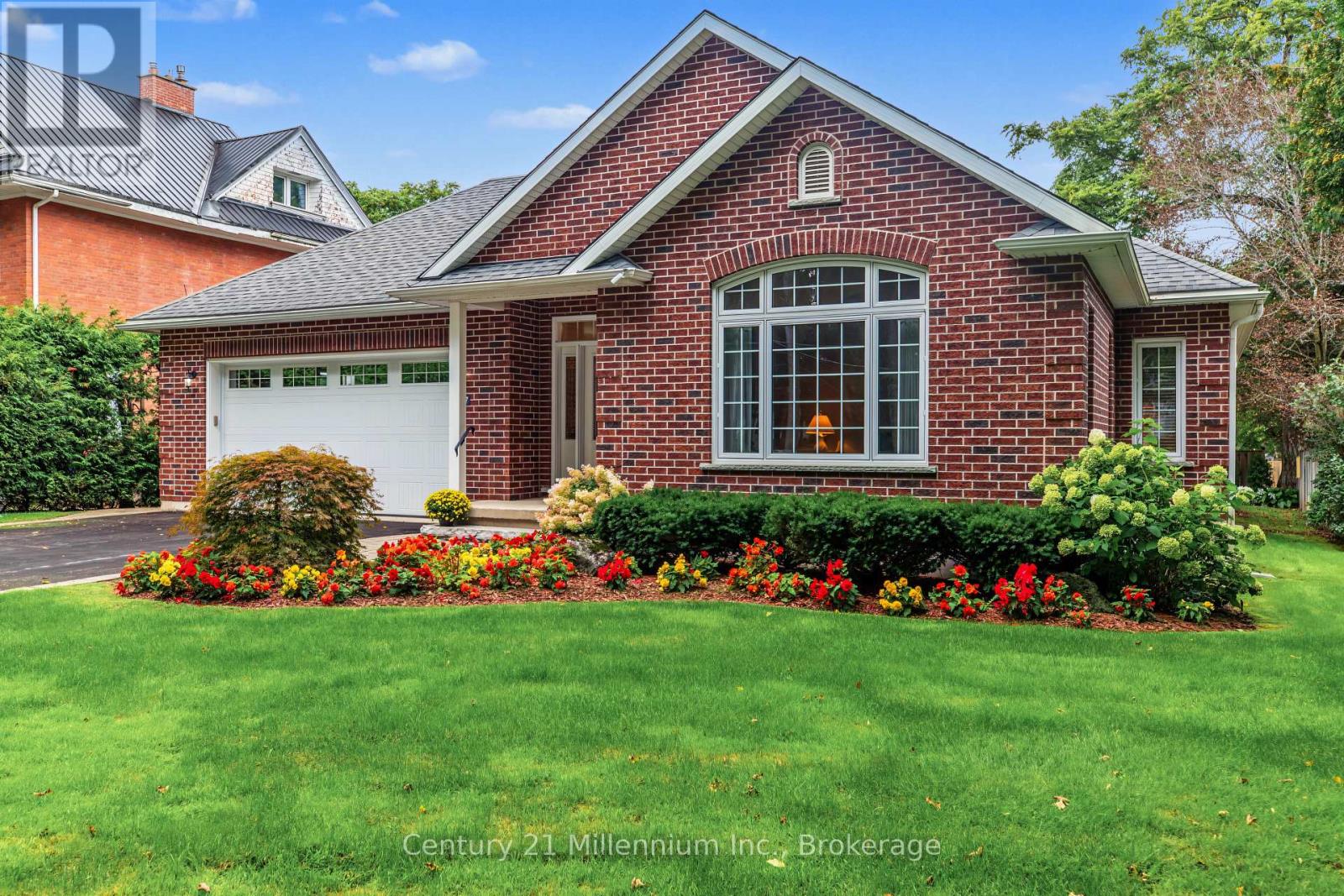 137 Mark Street W, Grey Highlands, Ontario  N0C 1H0 - Photo 4 - X13802500
