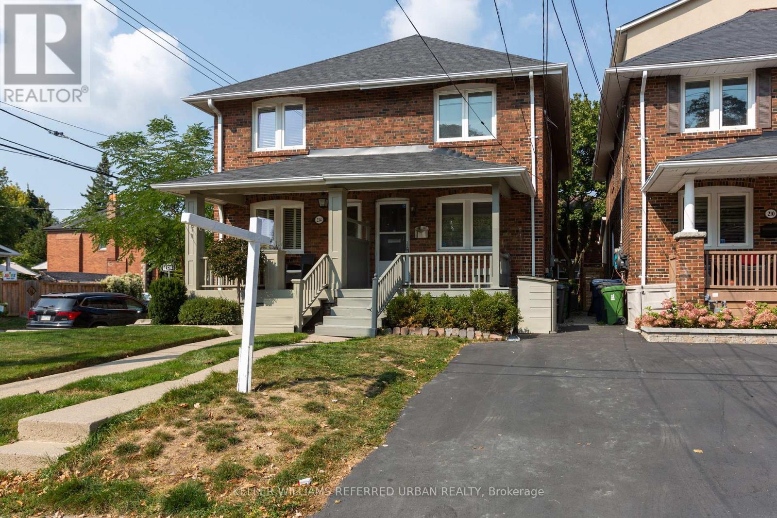 212 FAIRLAWN AVENUE