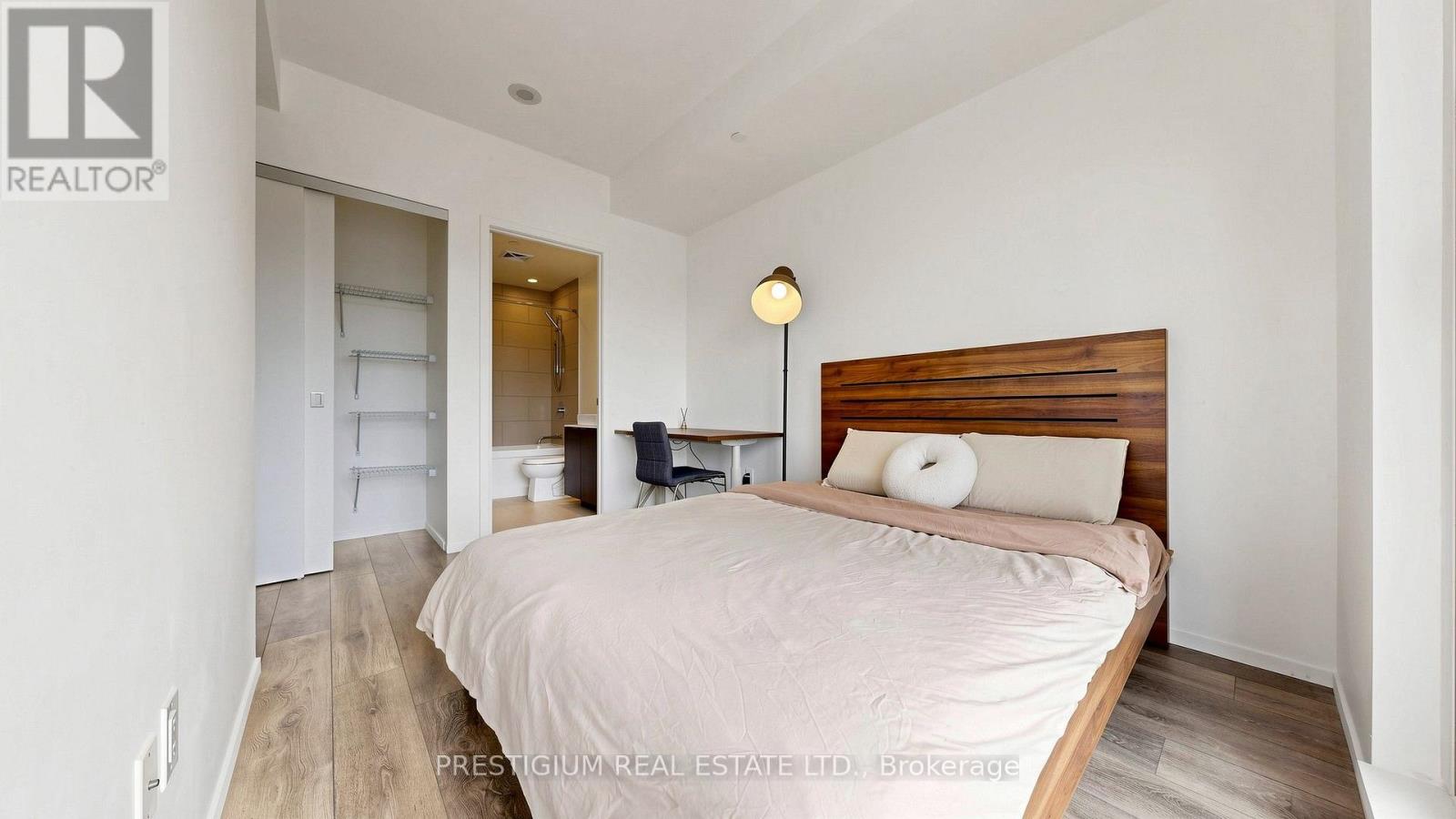 3706 - 159 Dundas Street E, Toronto, Ontario  M5B 0A9 - Photo 11 - C13802380