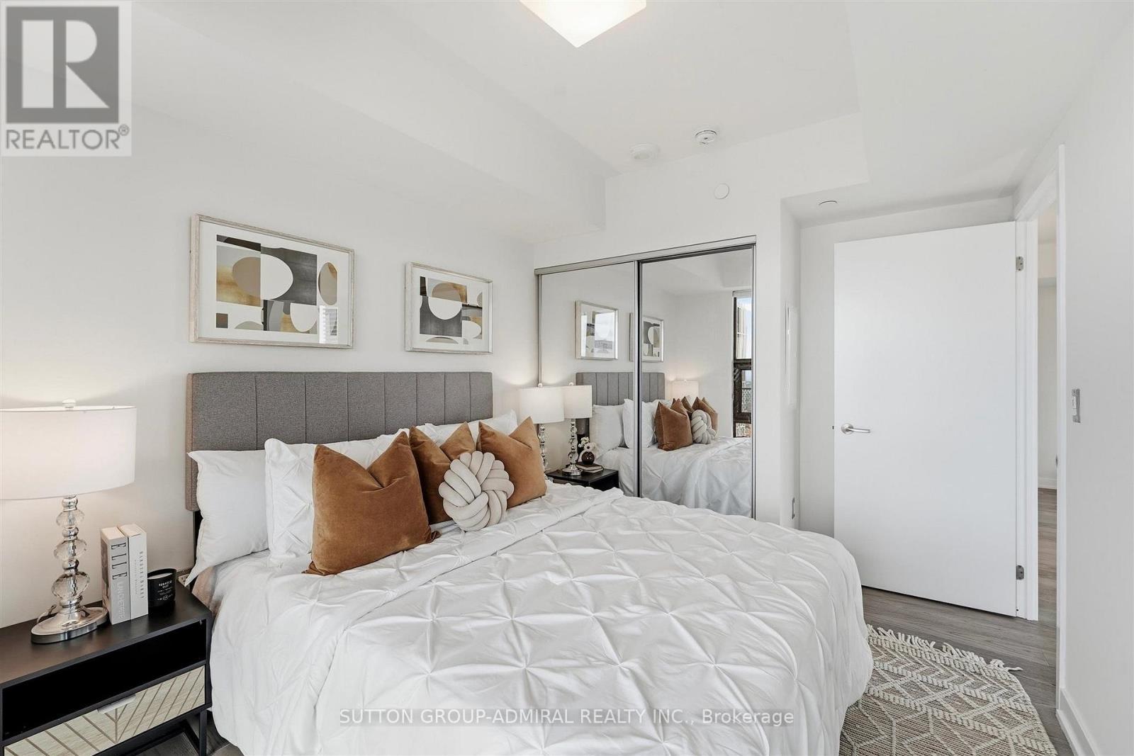 3411 - 11 Wellesley Street, Toronto, Ontario  M4Y 1E8 - Photo 16 - C13802508