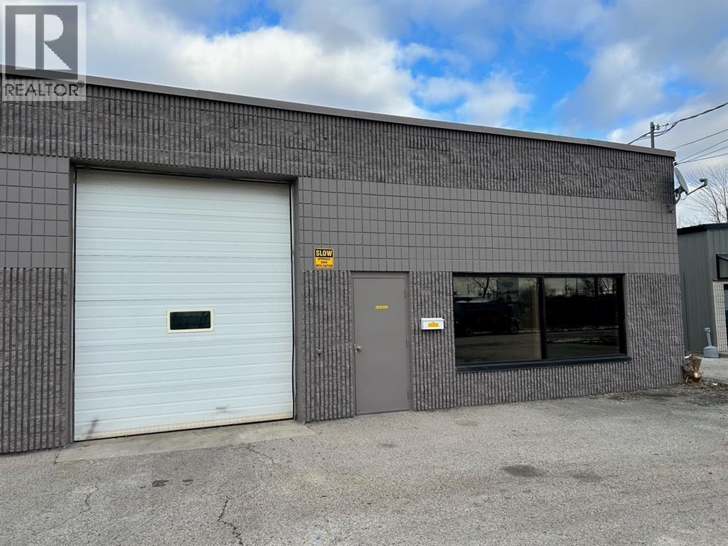 264 Tecumseh Street, Sarnia, Ontario  N7V 1P2 - Photo 4 - 26022911