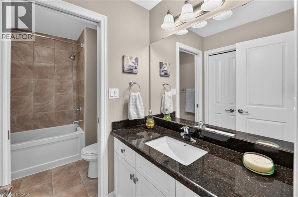4453 Comfort Crescent, Beamsville, Ontario  L3J 1M2 - Photo 24 - 40863454