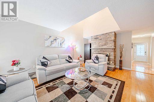 1764 Listowell Crescent, Pickering, Ontario  L1V 2Y3 - Photo 9 - E13802278