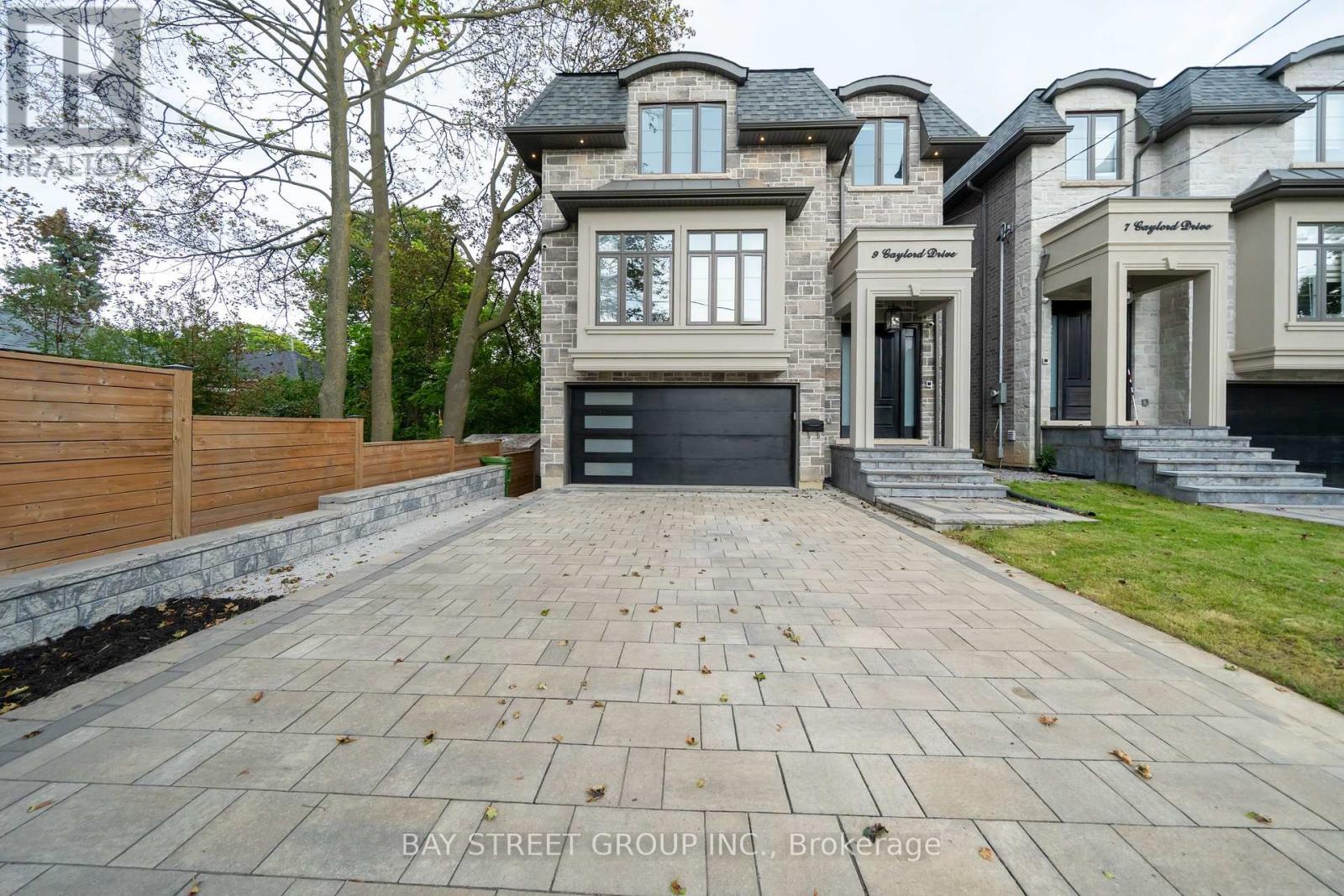 9 GAYLORD DRIVE, Toronto, Ontario