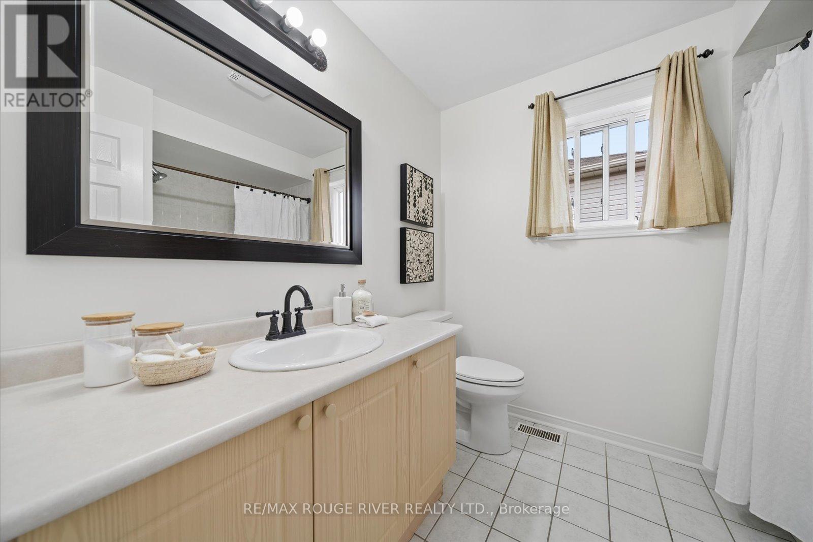 84 Bedell Crescent, Whitby, Ontario  L1R 2H8 - Photo 31 - E13802384