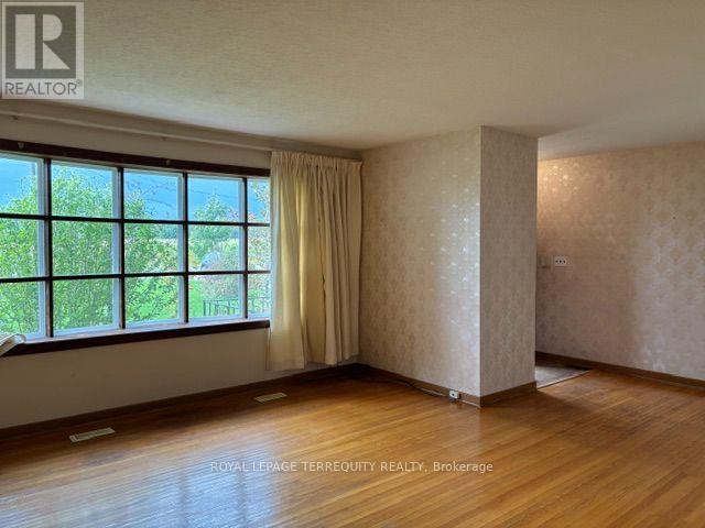 7421 Cochrane Street, Whitby, Ontario  L1M 1R1 - Photo 15 - E13802440