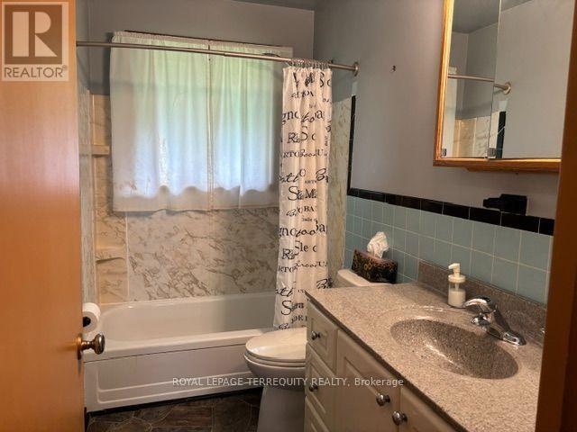 7421 Cochrane Street, Whitby, Ontario  L1M 1R1 - Photo 22 - E13802440