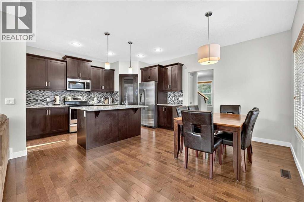 28 Evansborough Gate NW, Calgary, Alberta  T3P 0M2 - Photo 9 - A2331263