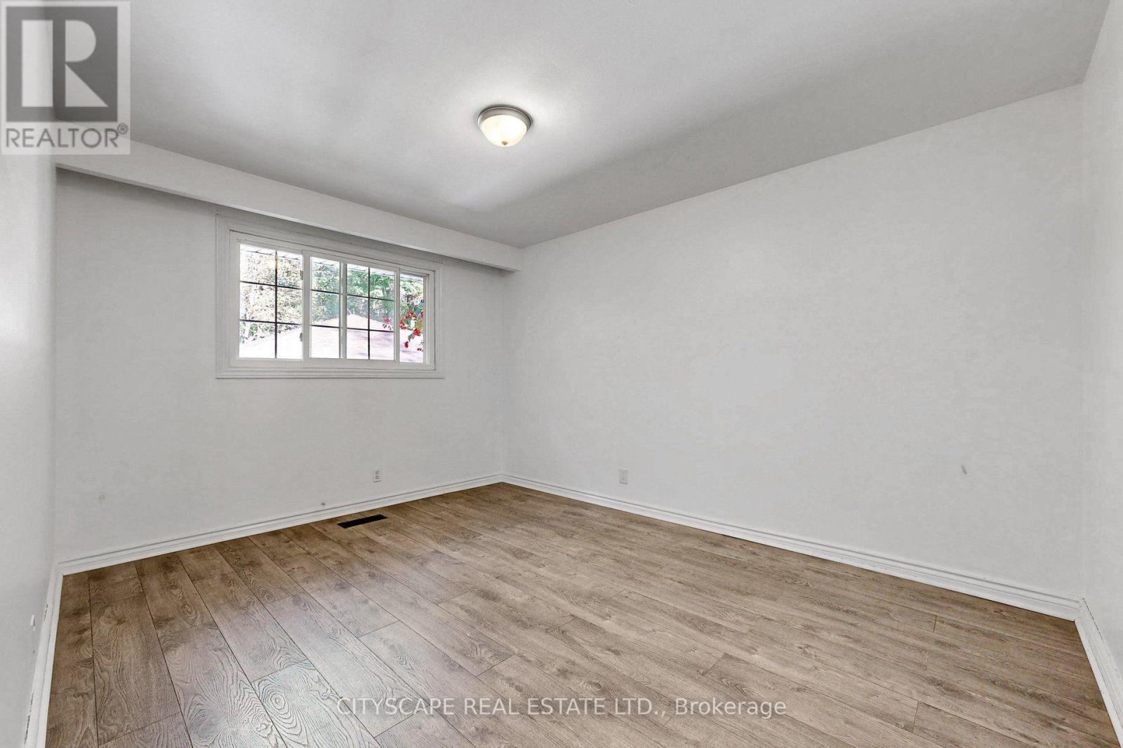 2049 Northern Avenue, Innisfil, Ontario  L9S 1Z4 - Photo 14 - N13802412