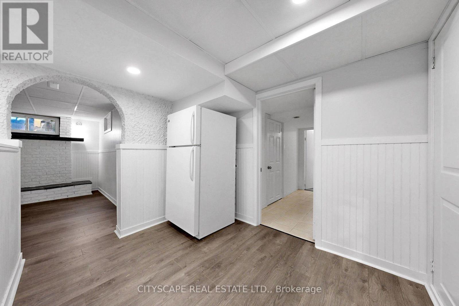 2049 Northern Avenue, Innisfil, Ontario  L9S 1Z4 - Photo 21 - N13802412
