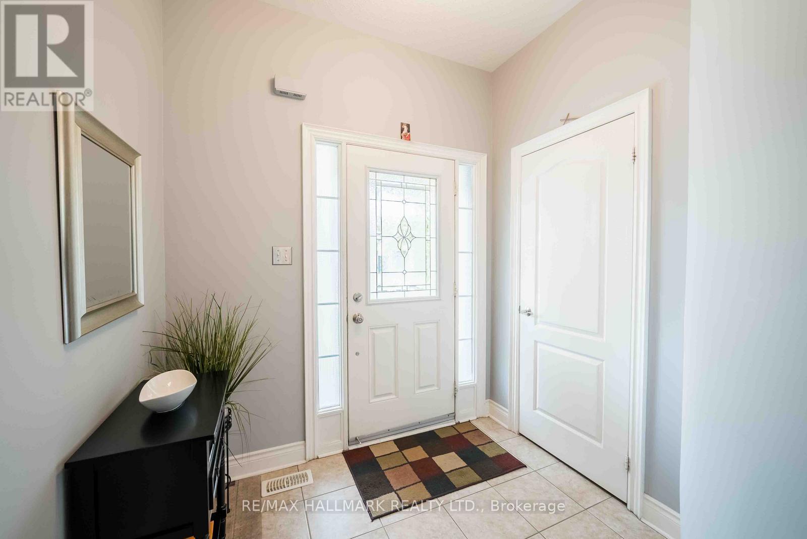 399 Reeves Way Boulevard, Whitchurch-Stouffville, Ontario  L4A 0H3 - Photo 4 - N13802484
