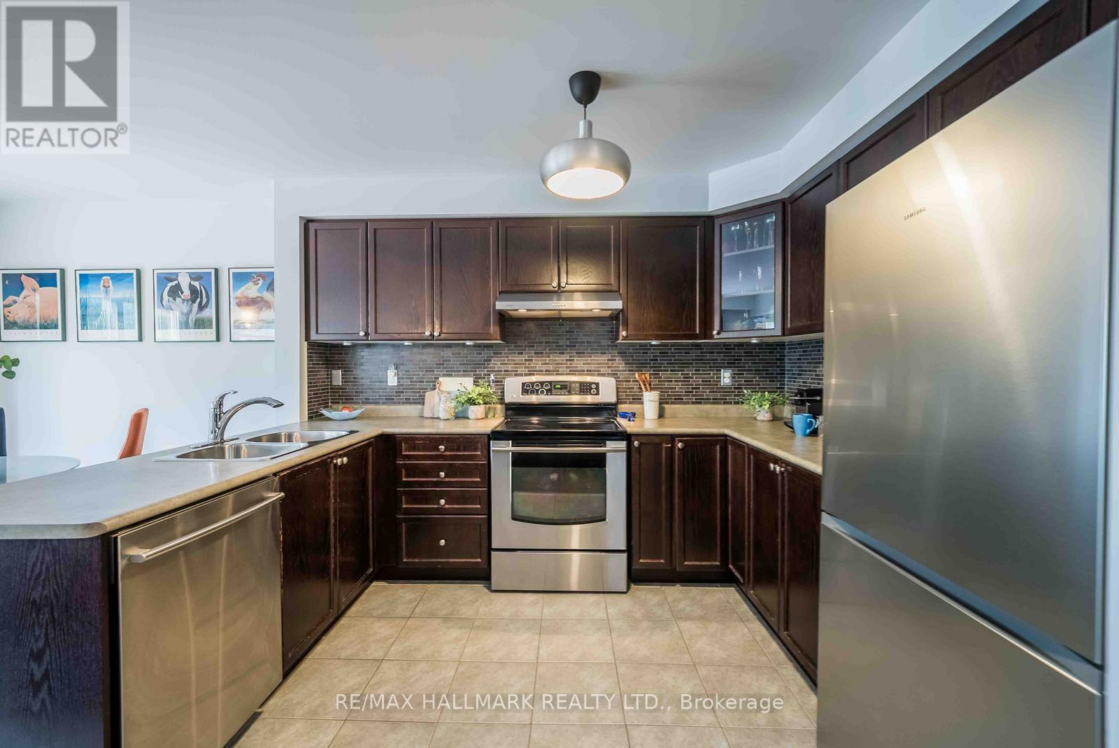399 Reeves Way Boulevard, Whitchurch-Stouffville, Ontario  L4A 0H3 - Photo 9 - N13802484