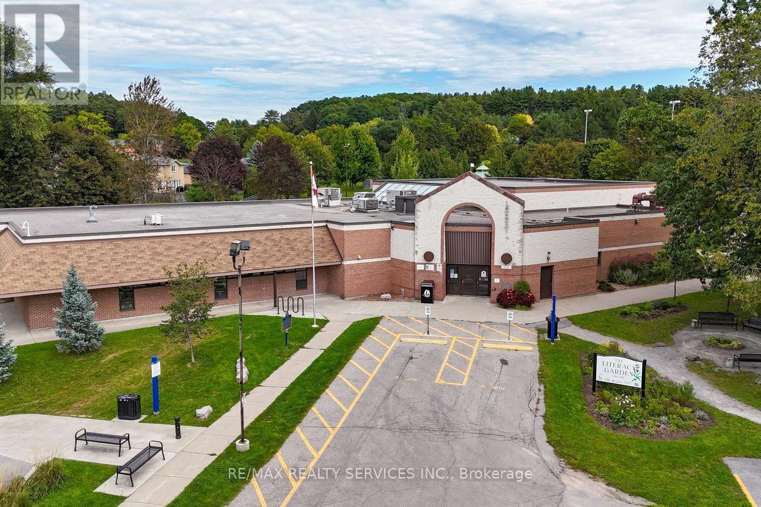 10 Brent Road, East Gwillimbury, Ontario  L9N 1R9 - Photo 47 - N13802490