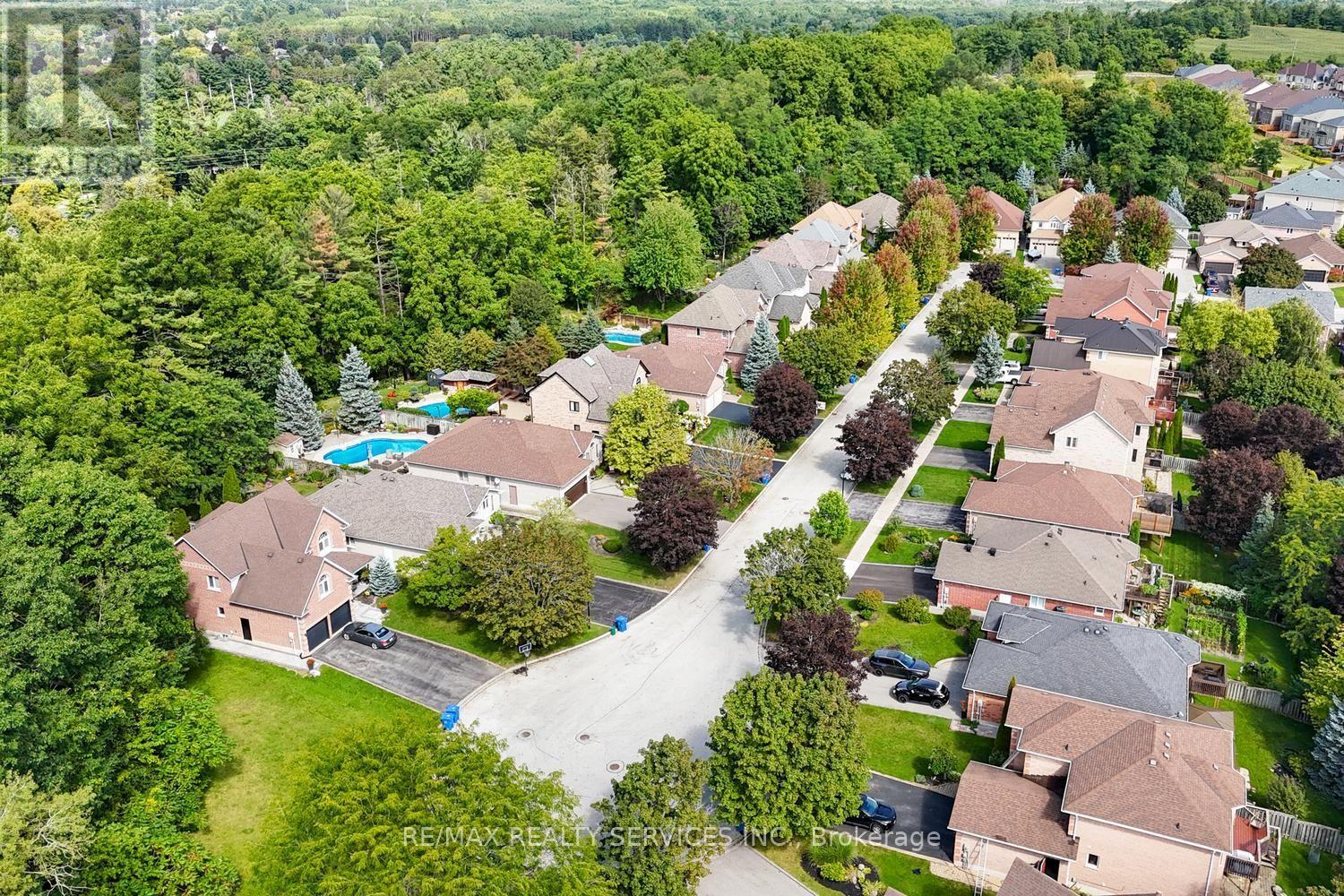 10 Brent Road, East Gwillimbury, Ontario  L9N 1R9 - Photo 5 - N13802490