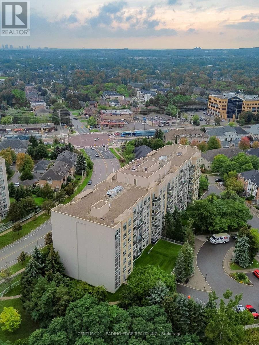 726 - 3 Ellesmere Street, Richmond Hill, Ontario  L4B 4N2 - Photo 5 - N13802520