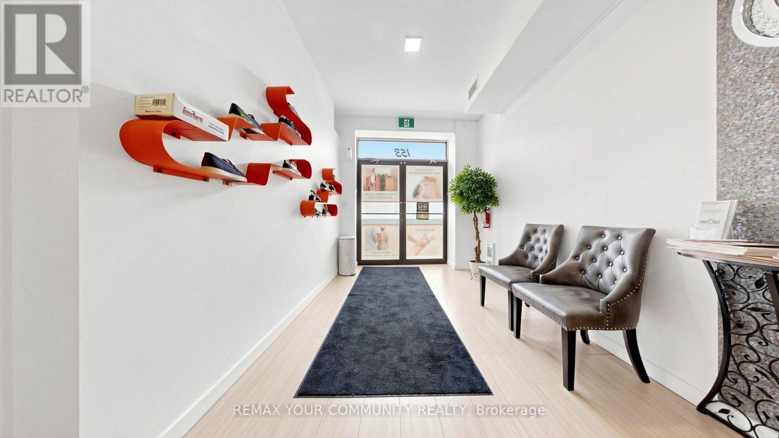 6 - 153 Woodbridge Avenue, Vaughan, Ontario  L4L 2S6 - Photo 5 - N13802580