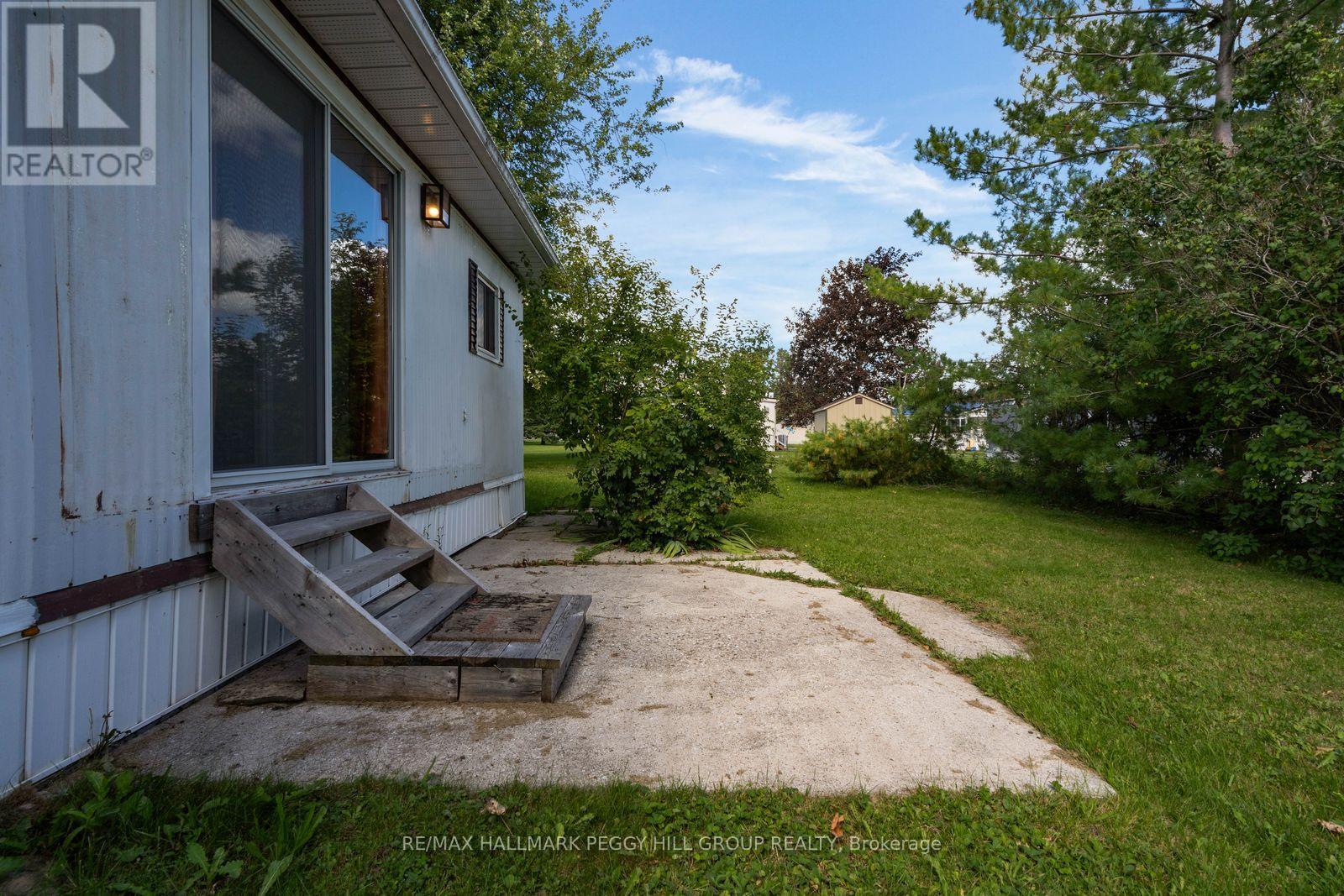 17 Balantrae Drive, Oro-Medonte, Ontario  L3V 0P9 - Photo 10 - S13802620