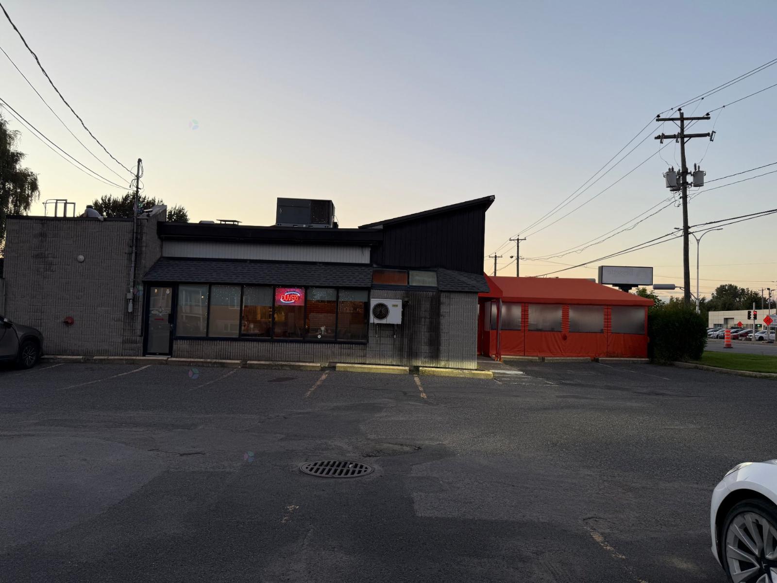 5455 Boul. Grande-Allée Brossard Quebec Canada J4Z3H1 2