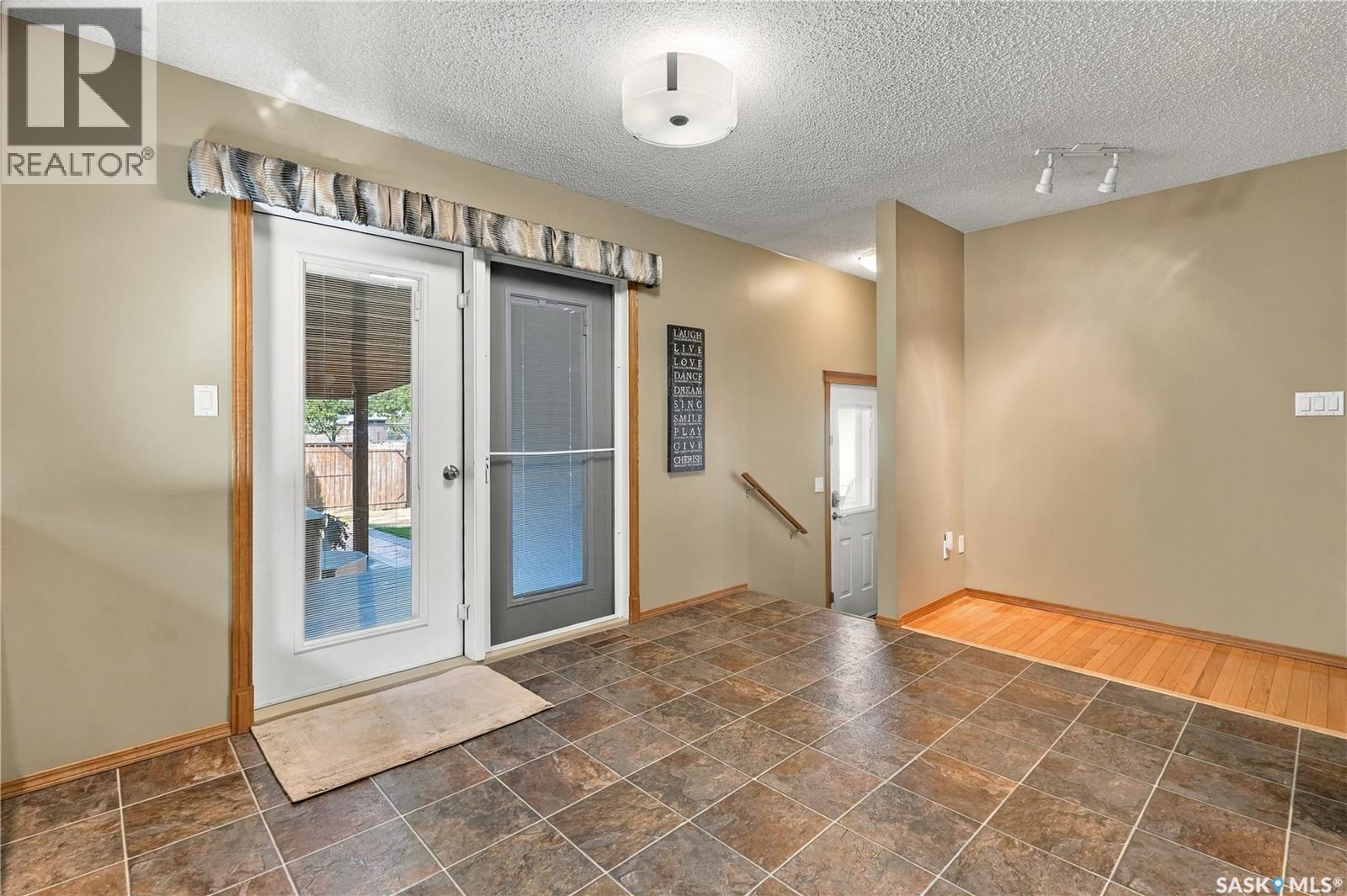246 Hansen Drive, Regina, Saskatchewan  S4X 2Y6 - Photo 16 - SK048854