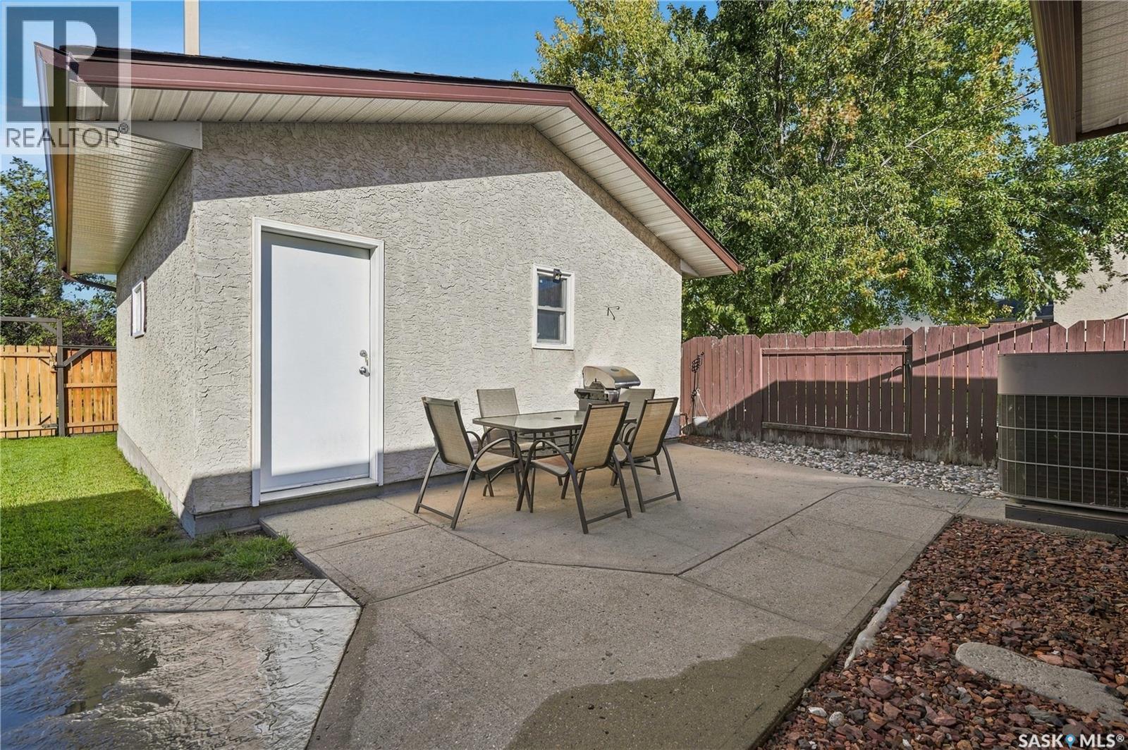 246 Hansen Drive, Regina, Saskatchewan  S4X 2Y6 - Photo 44 - SK048854