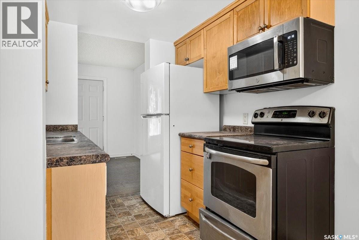 3830 Castle Road, Regina, Saskatchewan  S4S 6M7 - Photo 8 - SK048833