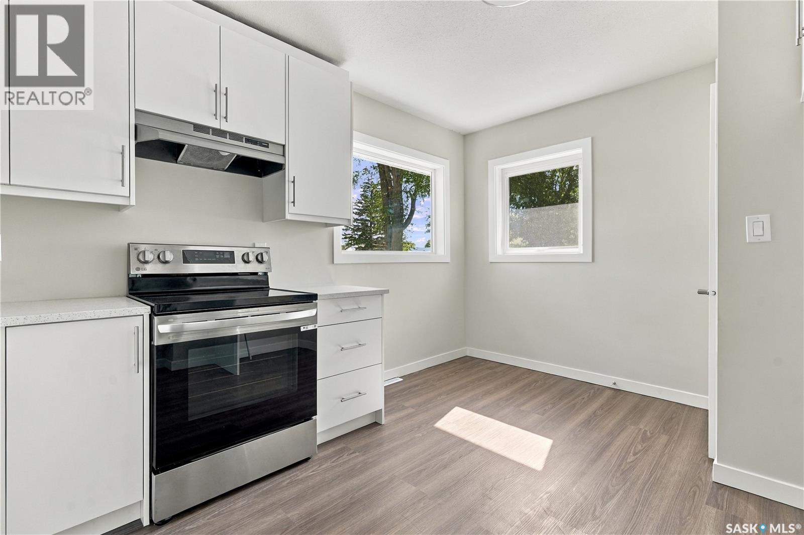 2716 Winnipeg Street, Regina, Saskatchewan  S4P 1H9 - Photo 11 - SK048803