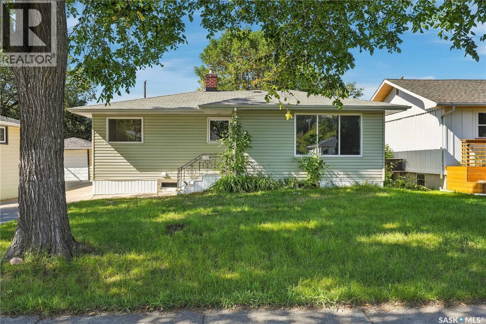 2716 Winnipeg Street, Regina, Saskatchewan  S4P 1H9 - Photo 2 - SK048803