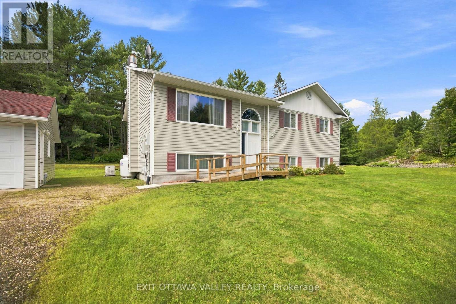 64 Mackey Creek Road, Head, Ontario  K0J 2B0 - Photo 4 - X13729470