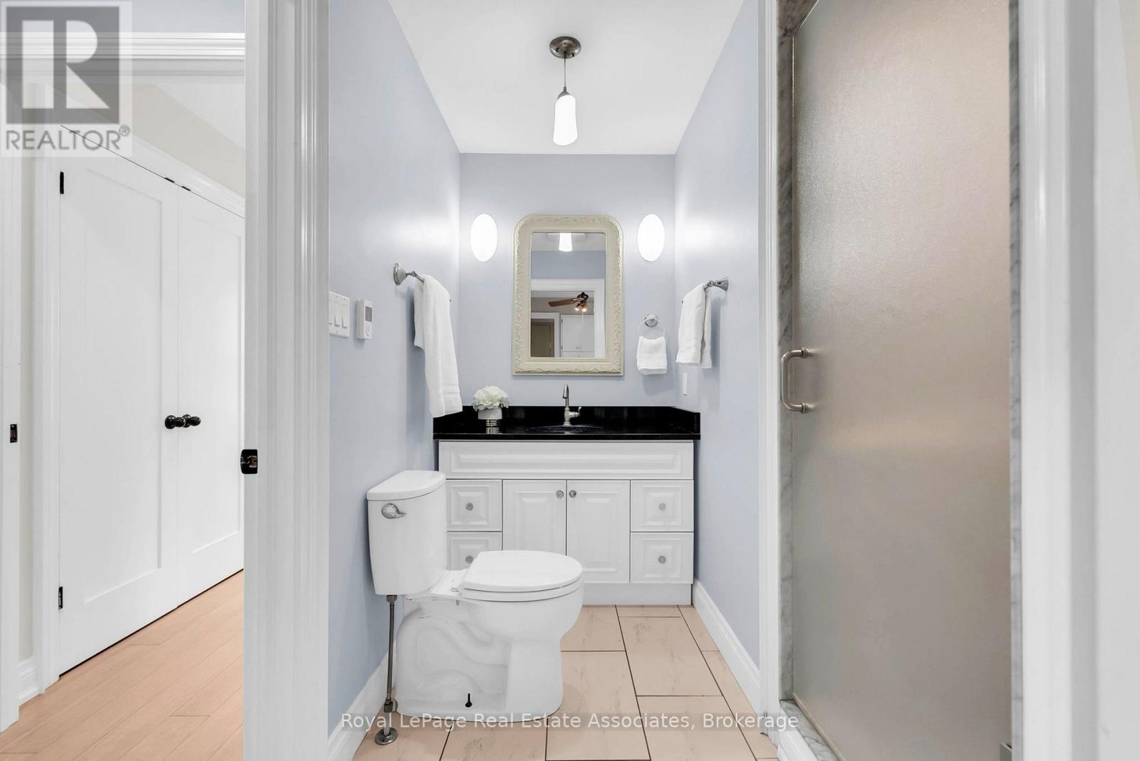 11 Churchill Crescent, Halton Hills, Ontario  L7G 2M8 - Photo 15 - W13802276