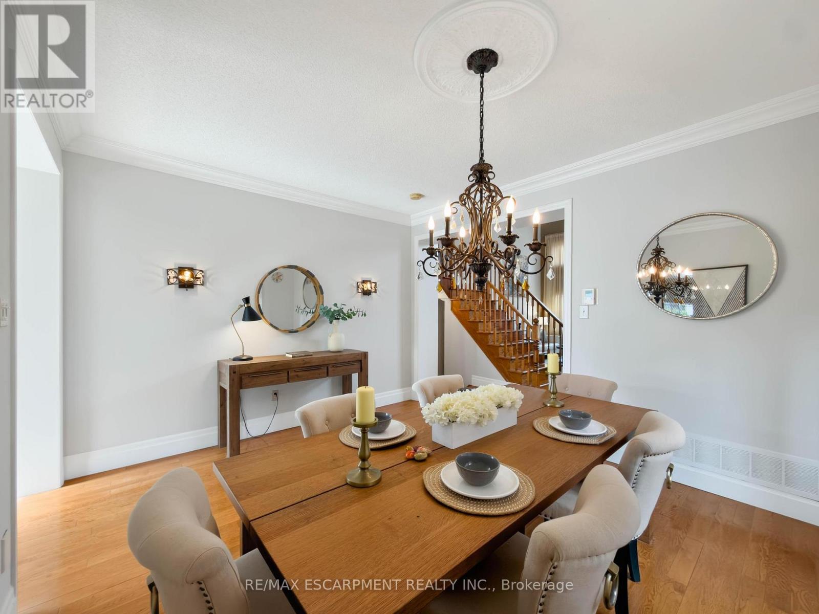1396 Thorncrest Crescent, Oakville, Ontario  L6M 3Y9 - Photo 10 - W13802286