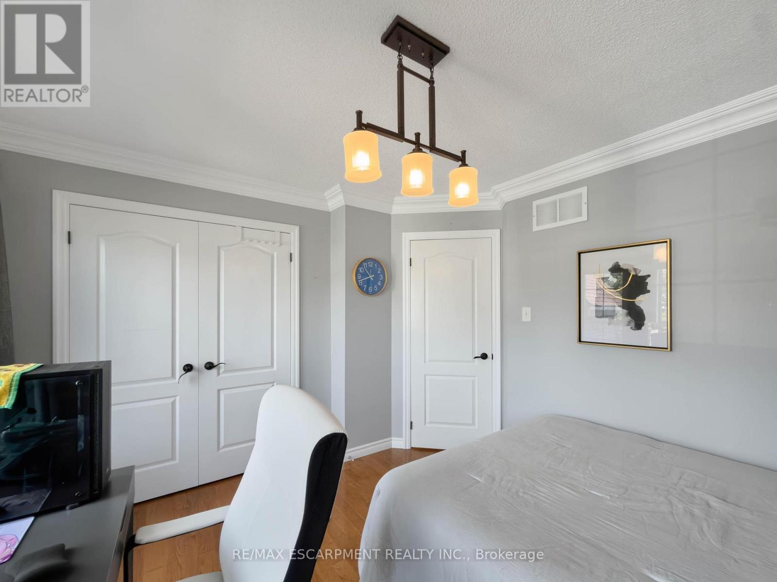 1396 Thorncrest Crescent, Oakville, Ontario  L6M 3Y9 - Photo 27 - W13802286