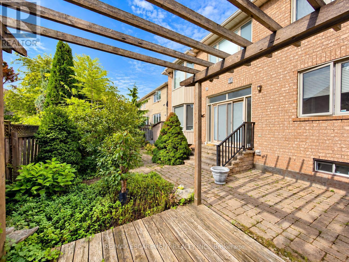 1396 Thorncrest Crescent, Oakville, Ontario  L6M 3Y9 - Photo 46 - W13802286