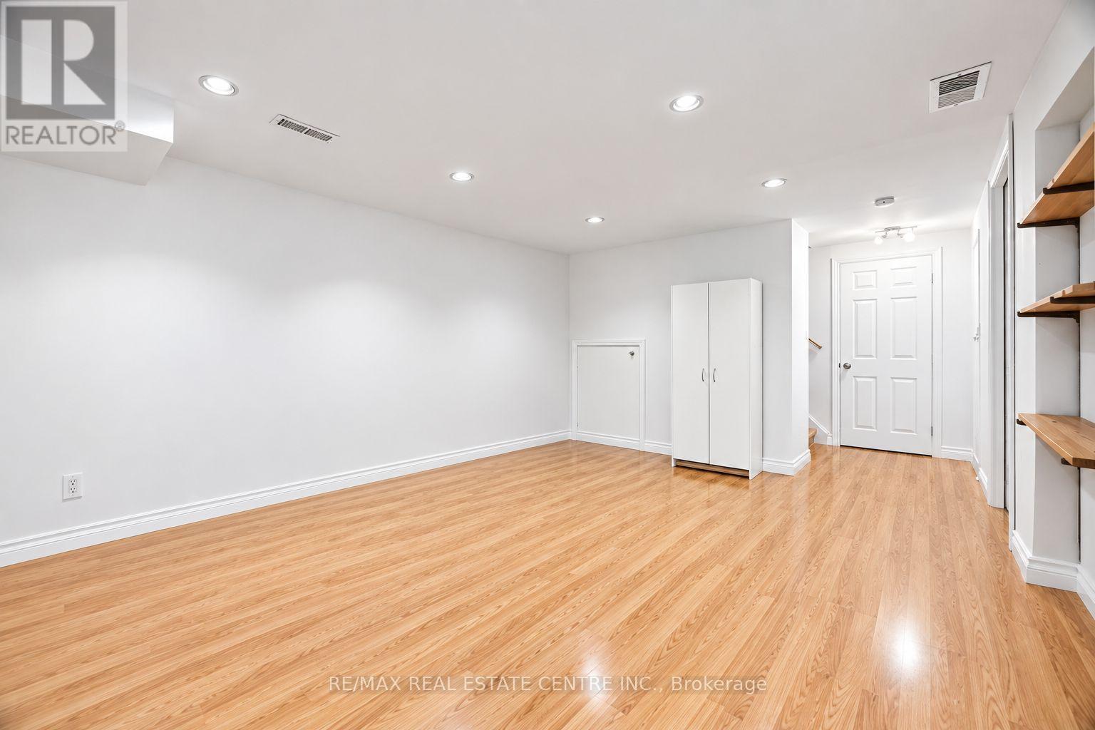 13 Dalzell Avenue, Brampton, Ontario  L6Z 1H1 - Photo 28 - W13802292