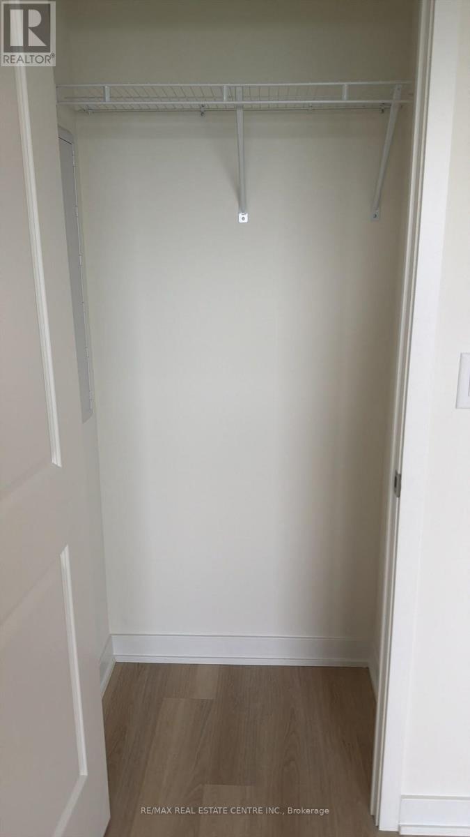 815 - 2825 Jane Street, Toronto, Ontario  M3N 2J5 - Photo 5 - W13802296