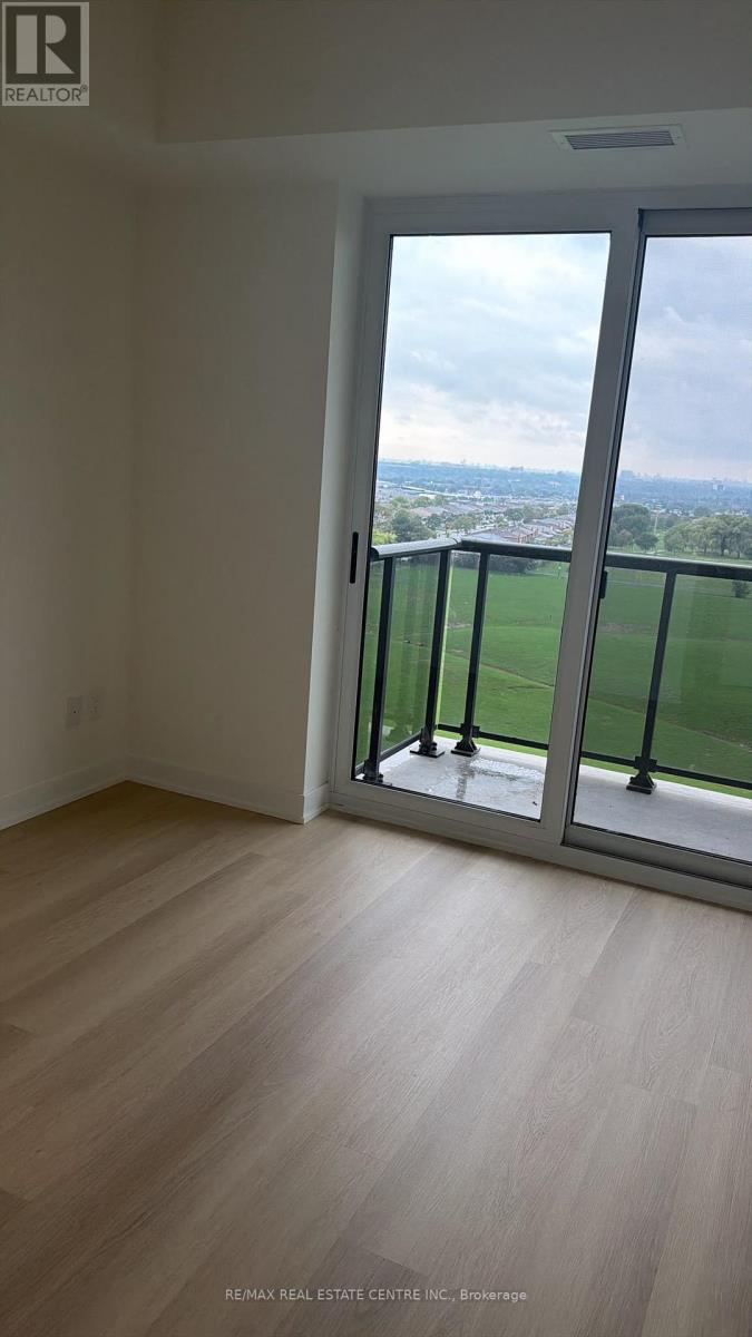 815 - 2825 Jane Street, Toronto, Ontario  M3N 2J5 - Photo 6 - W13802296