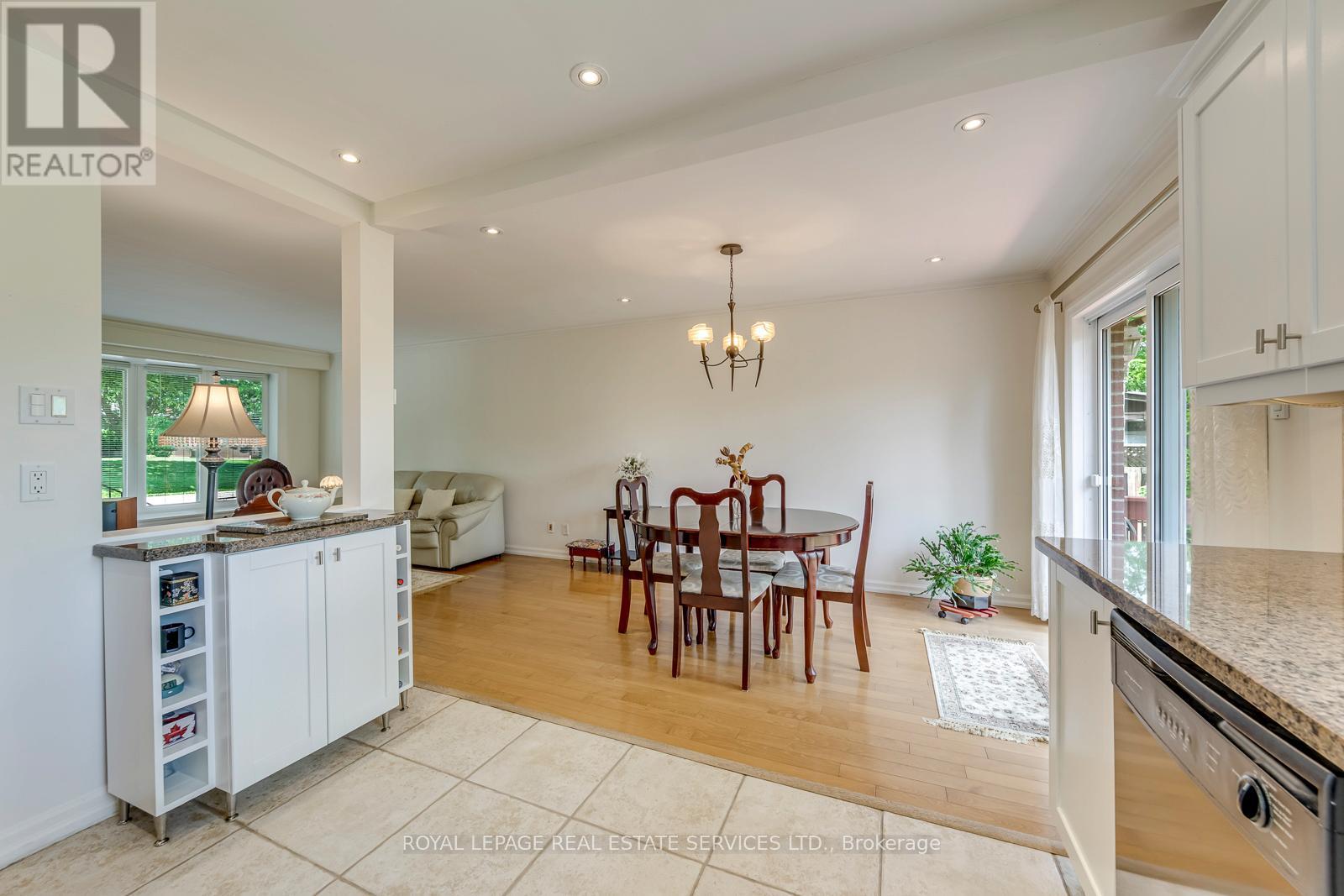 1607 Ewald Road, Mississauga, Ontario  L5G 4C4 - Photo 13 - W13802398
