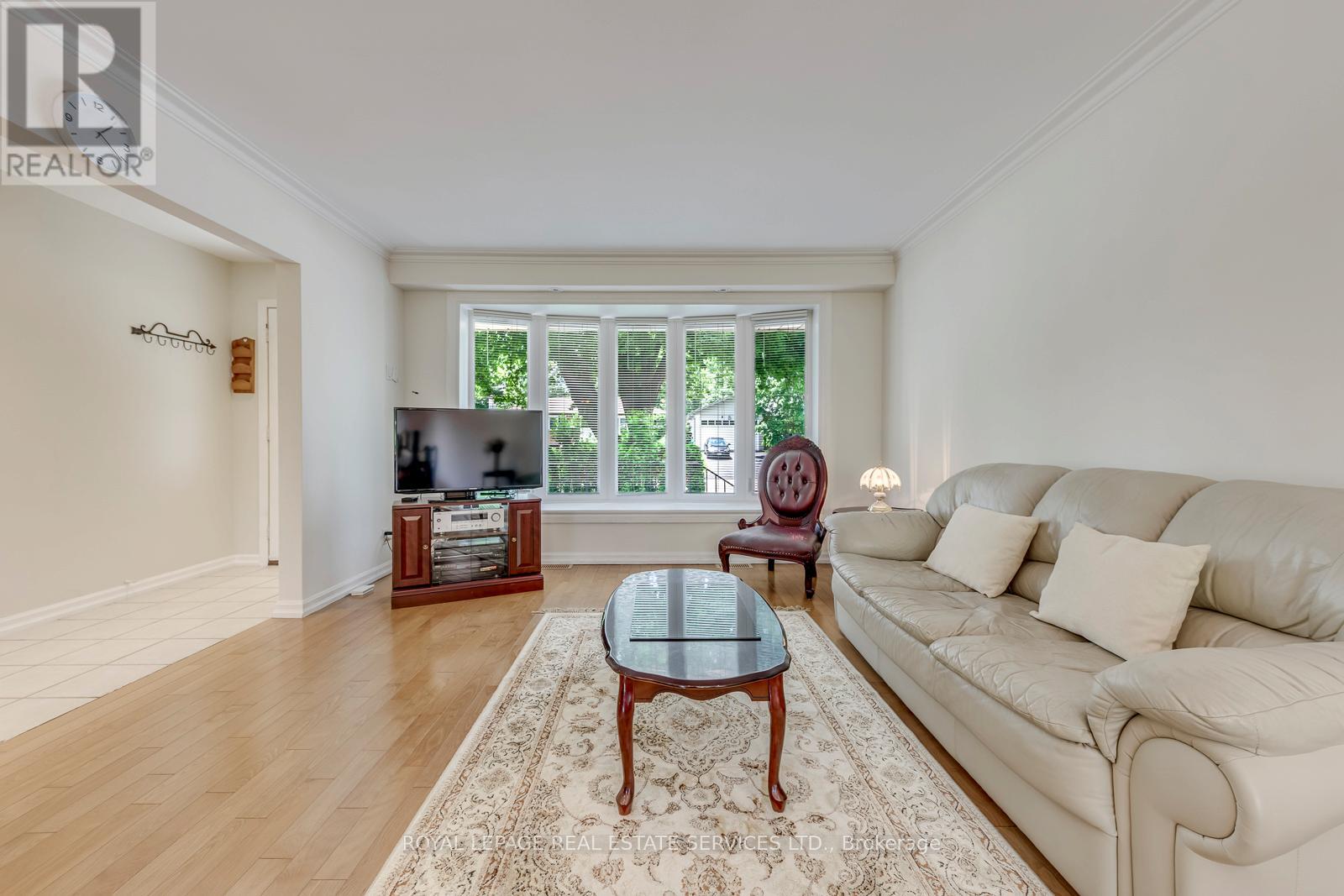 1607 Ewald Road, Mississauga, Ontario  L5G 4C4 - Photo 3 - W13802398
