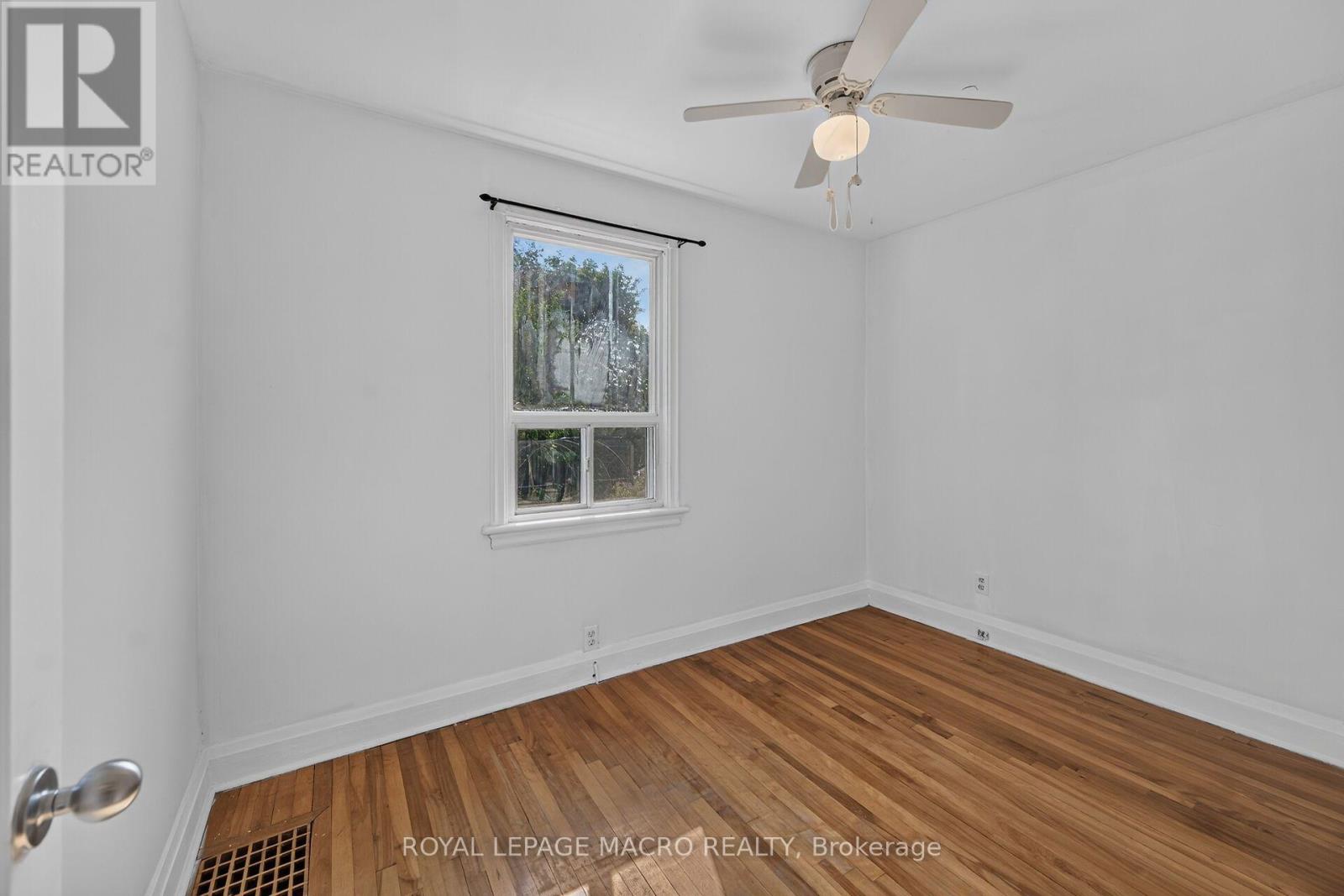 43 East 39th Street, Hamilton, Ontario  L8V 4G9 - Photo 18 - X13802308