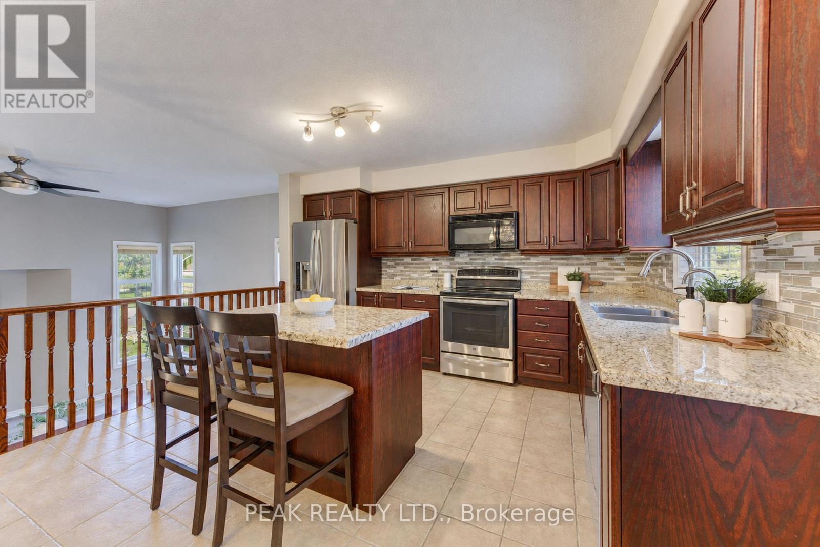 28 Roth Avenue, Wilmot, Ontario  N3A 4K8 - Photo 16 - X13802428