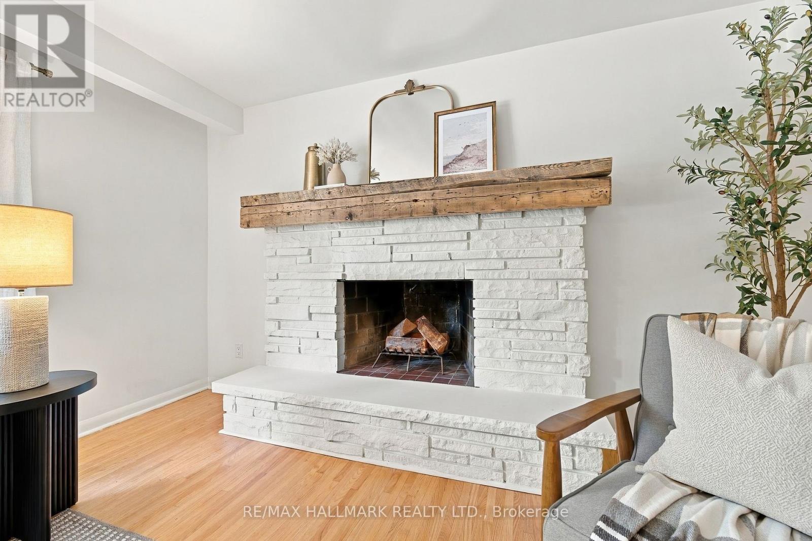 189 Taylor Road, Hamilton, Ontario  L9G 1P3 - Photo 8 - X13802472