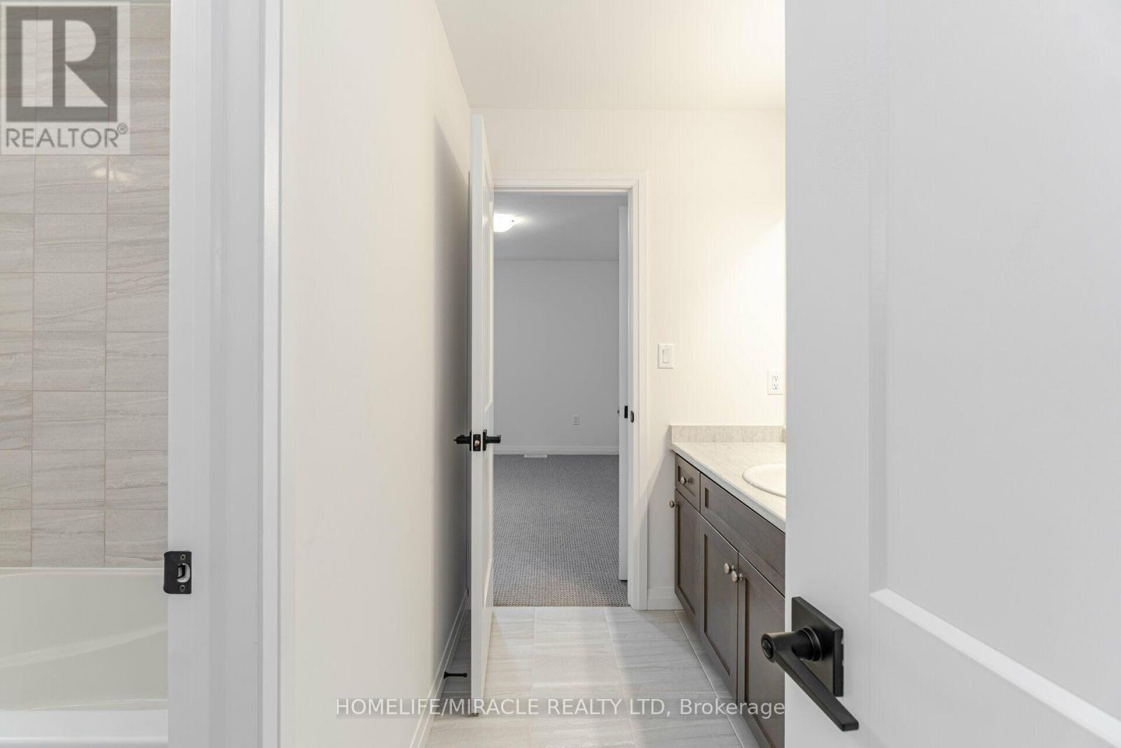 105 Court Drive, Brant, Ontario  N3L 0L6 - Photo 41 - X13802554