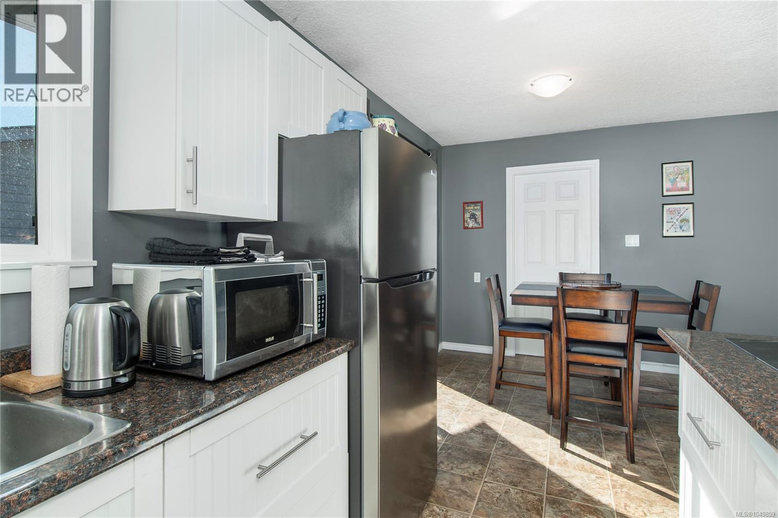 1890 15th Ave, Campbell River, British Columbia  V9W 4J9 - Photo 11 - 1049859